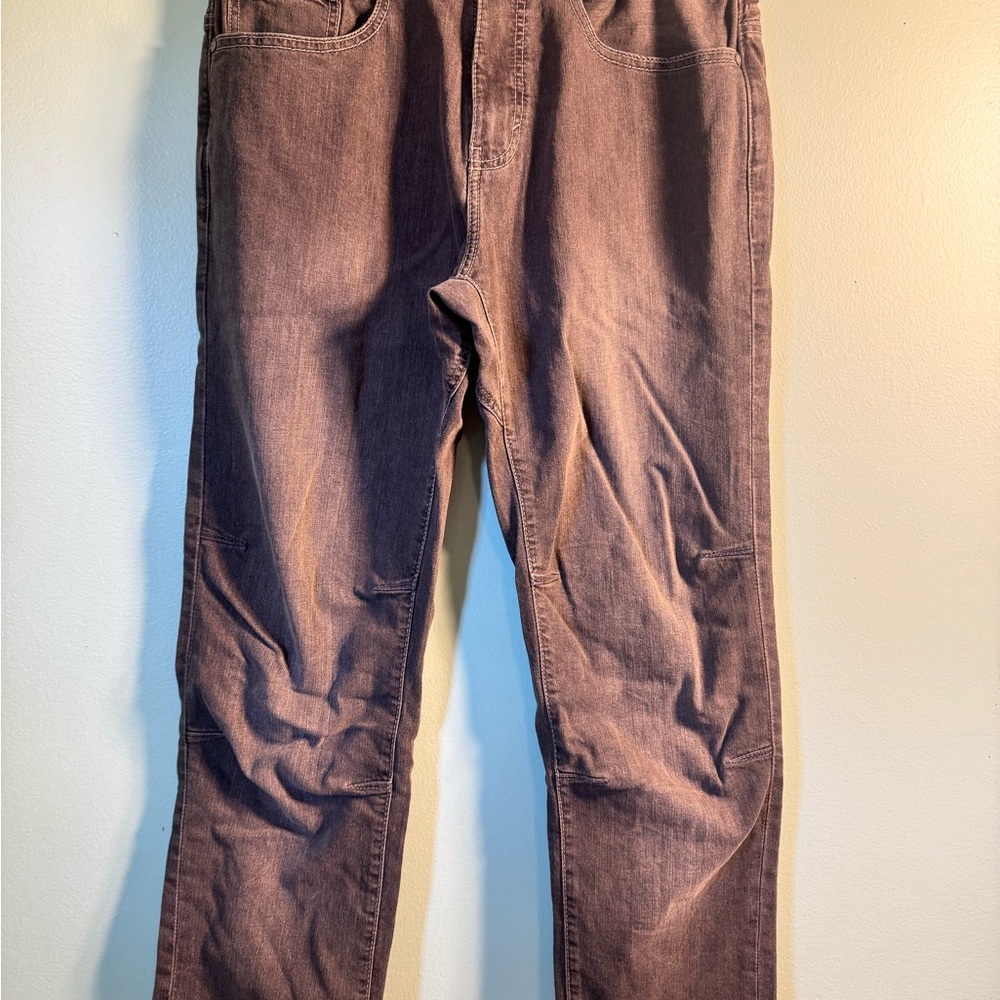 Classic Men's Straight Fit charcoal Jeans